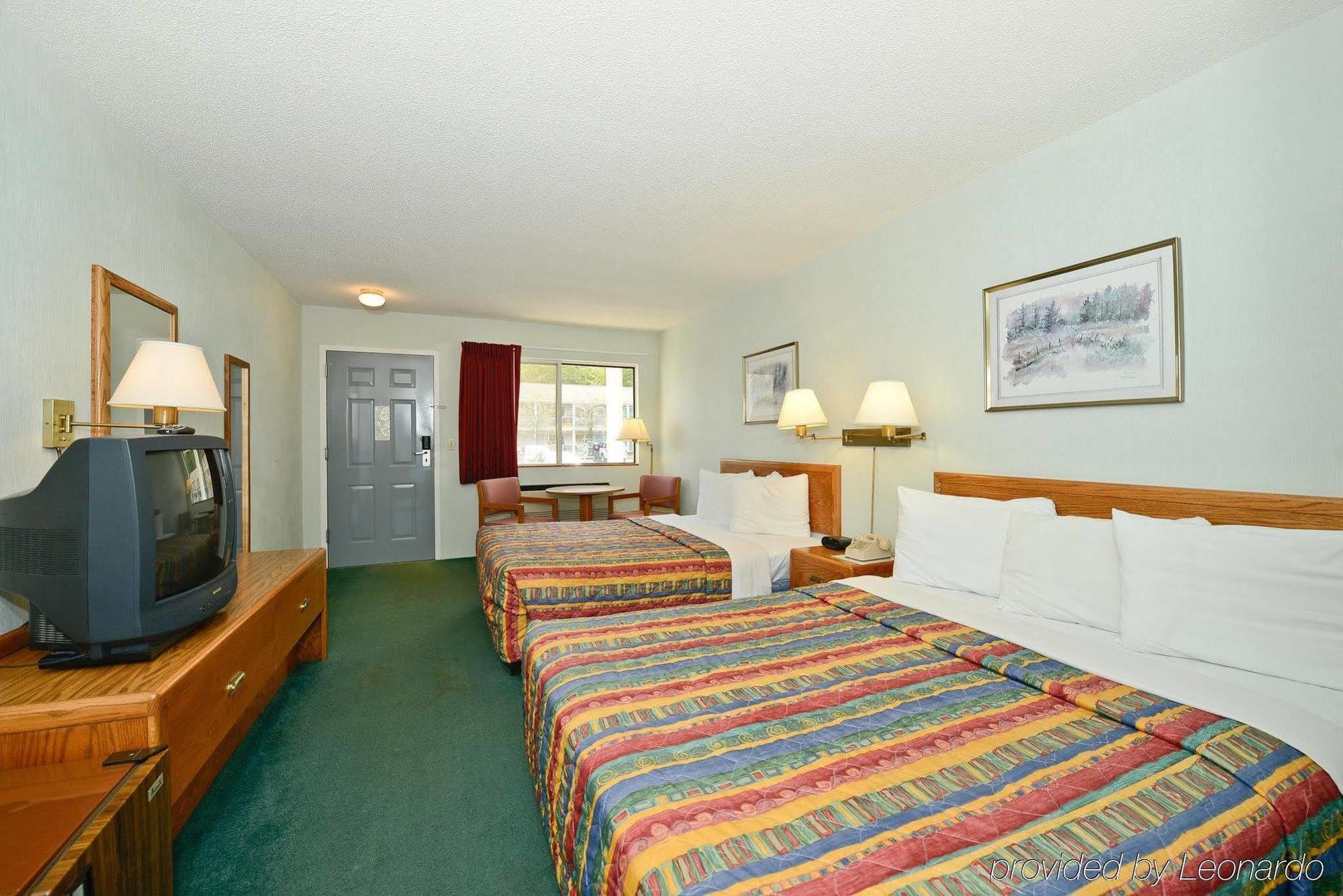 Americas Best Value Inn Saint Ignace Rum bild